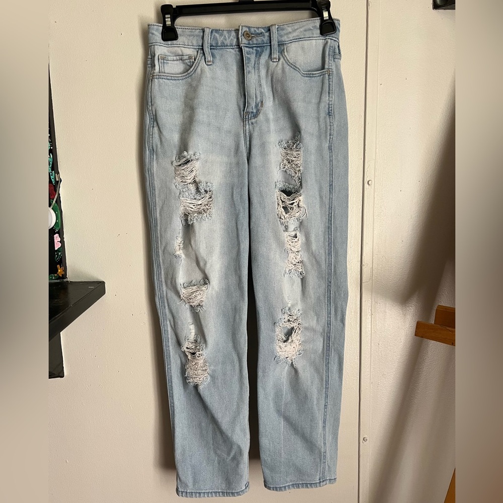 Blue, light washed mom jeans from hollister
